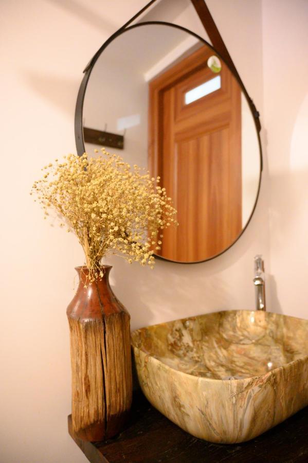 Nha Vuon Thuyen Truong Apartment Донг Хой Екстериор снимка